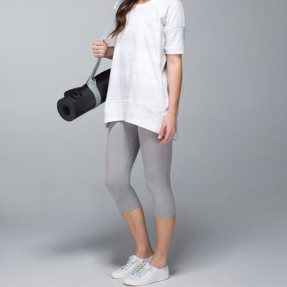 lululemon athletica Pants - Lululemon Seamlessly Street Crop Size 10